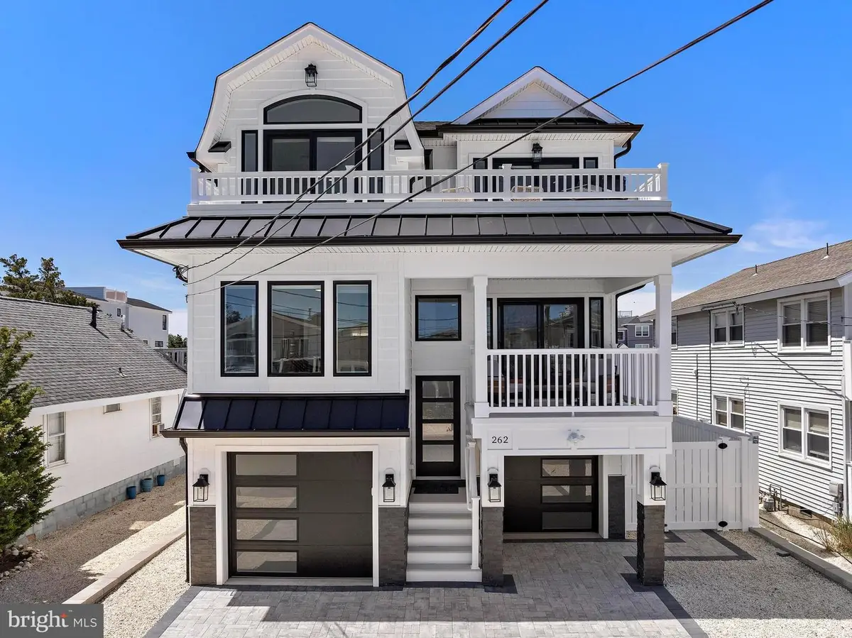262 N 14th St, Surf City, NJ 08008 - #1