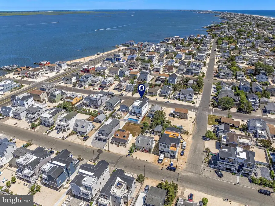 262 N 14th St, Surf City, NJ 08008 - #2