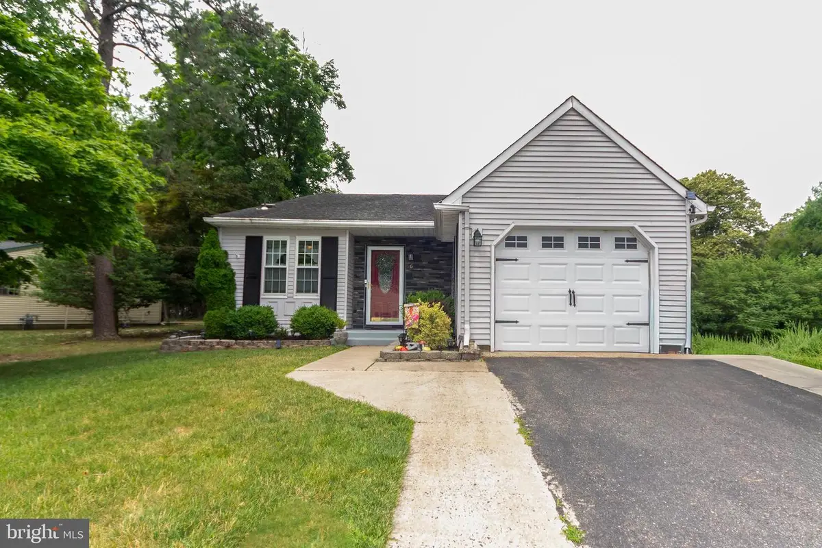 6 Stoneham Pl, Manchester, NJ 08759 - #1