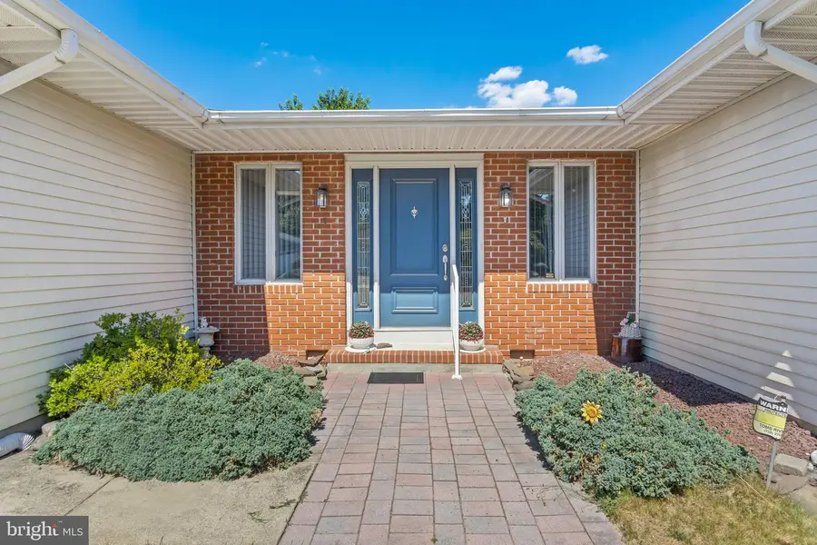 163 Davenport Rd, Toms River, NJ 08757 - #2