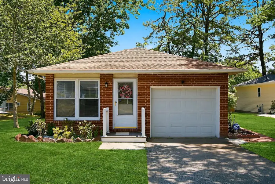 37 Sycamore Rd, Manahawkin, NJ 08050 - #3