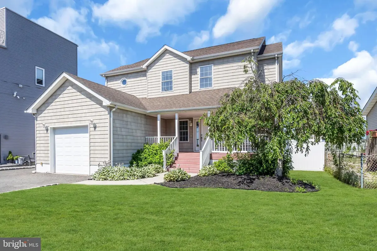 16 Longman St, Toms River, NJ 08753 - #1