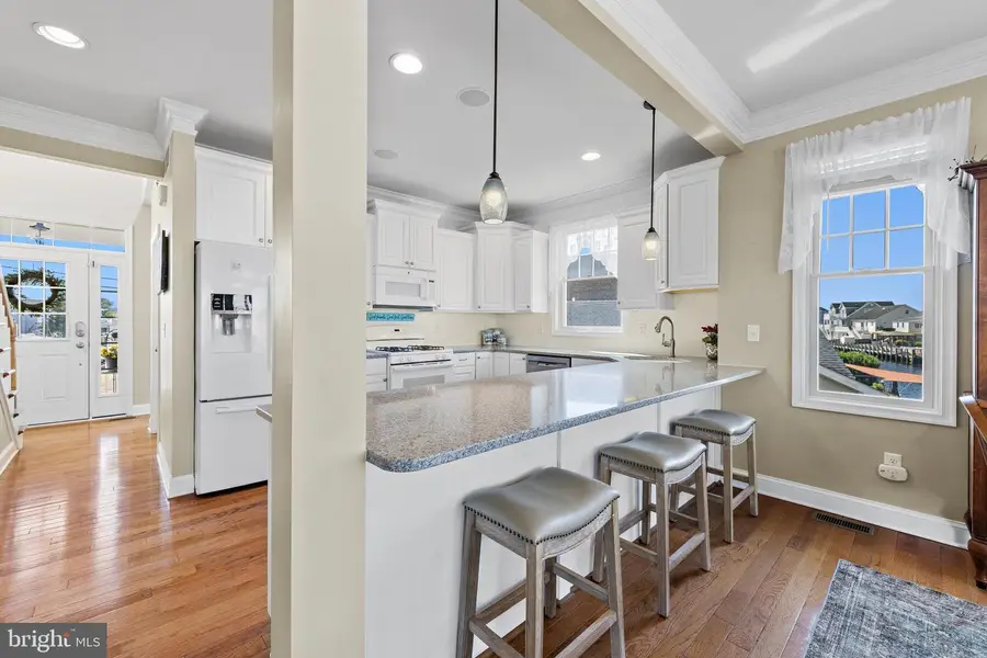 68 Rosalyn Dr, Manahawkin, NJ 08050 - #3