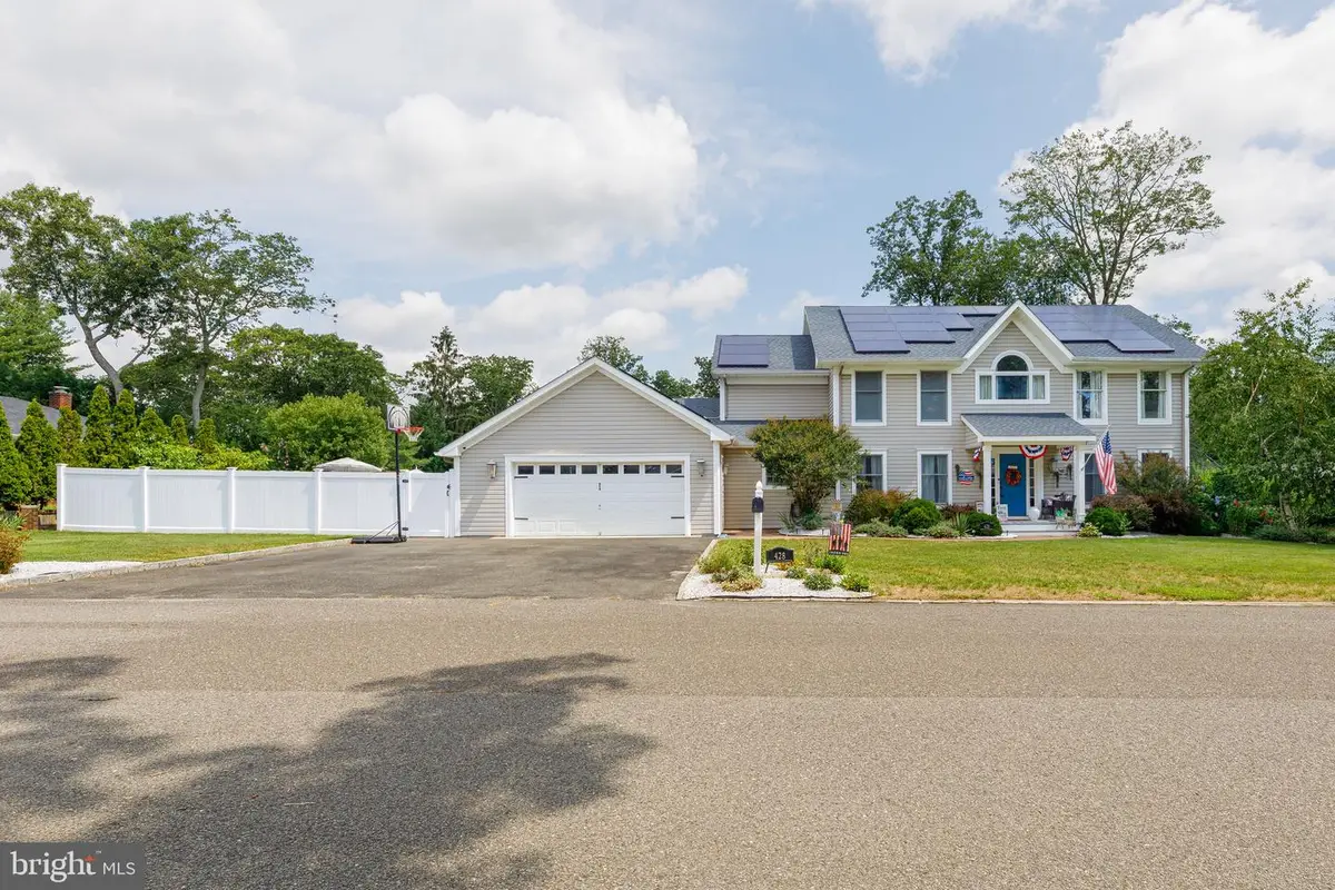 428 Washington Ave, Pine Beach, NJ 08741 - #1