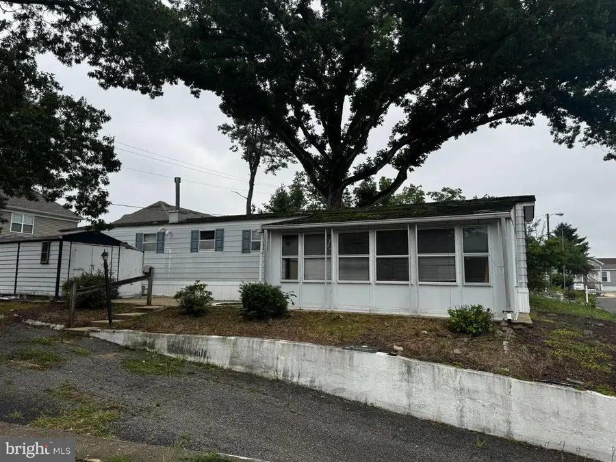 100 Roberts, Toms River, NJ 08755 - #3