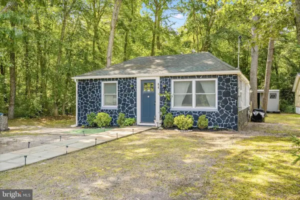 84 Lighthouse Dr, WARETOWN, NJ 08758