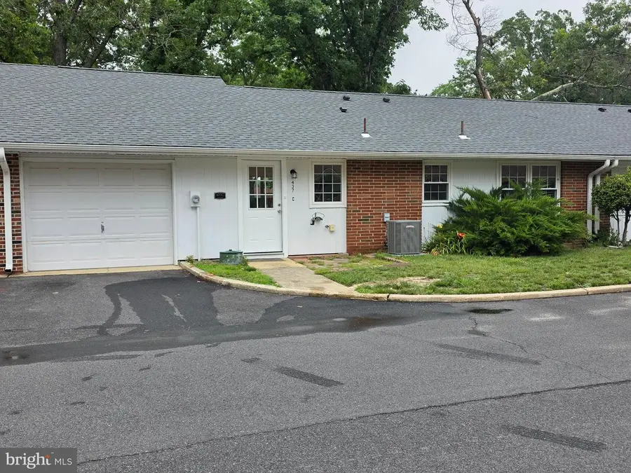 437-c Portsmouth Dr, Lakewood, NJ 08701 - #3