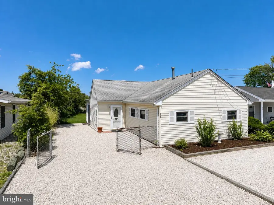 28 Lake Saint Clair Dr, Little Egg Harbor, NJ 08087 - #2