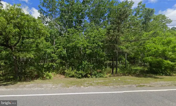 S Hope Chapel Rd, JACKSON, NJ 08527