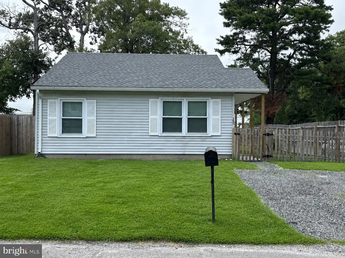302 Lake Champlain Dr, Little Egg Harbor, NJ 08087 - #1
