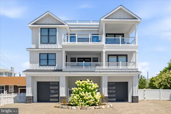 115 9th St, BEACH HAVEN, NJ 08008