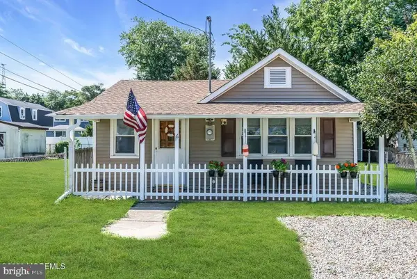 16 E Long Branch Ave, OCEAN GATE, NJ 08740
