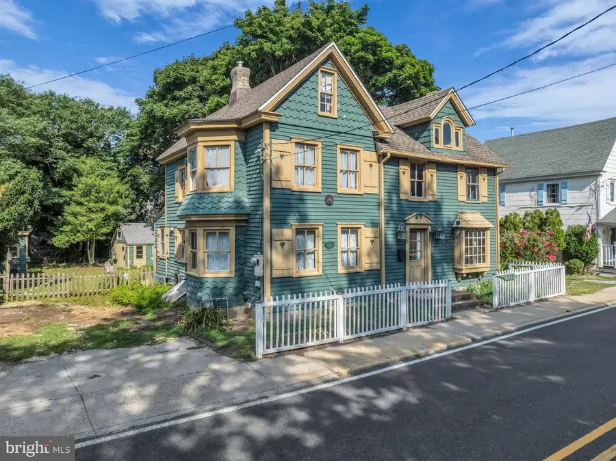 130 S Green St, Tuckerton, NJ 08087 - #3