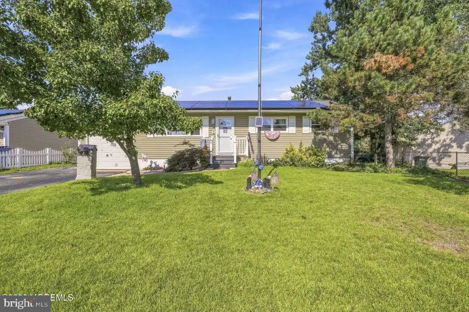 401 Applegate Ave, Toms River, NJ 08757 - #1