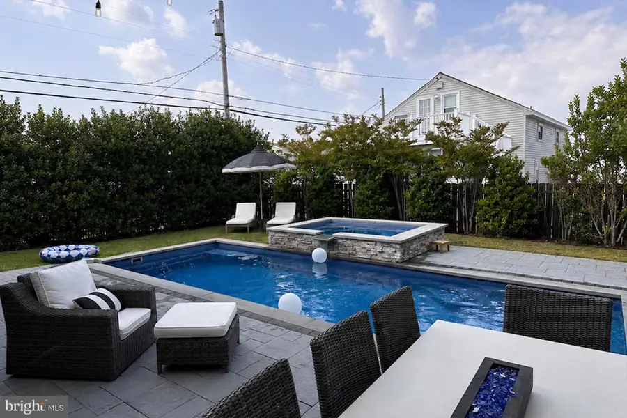 135 4th St, Beach Haven, NJ 08008 - #3