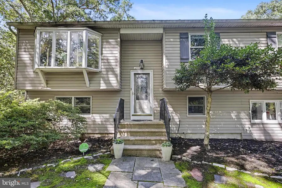 347 E Millstream Rd, Cream Ridge, NJ 08514 - #2