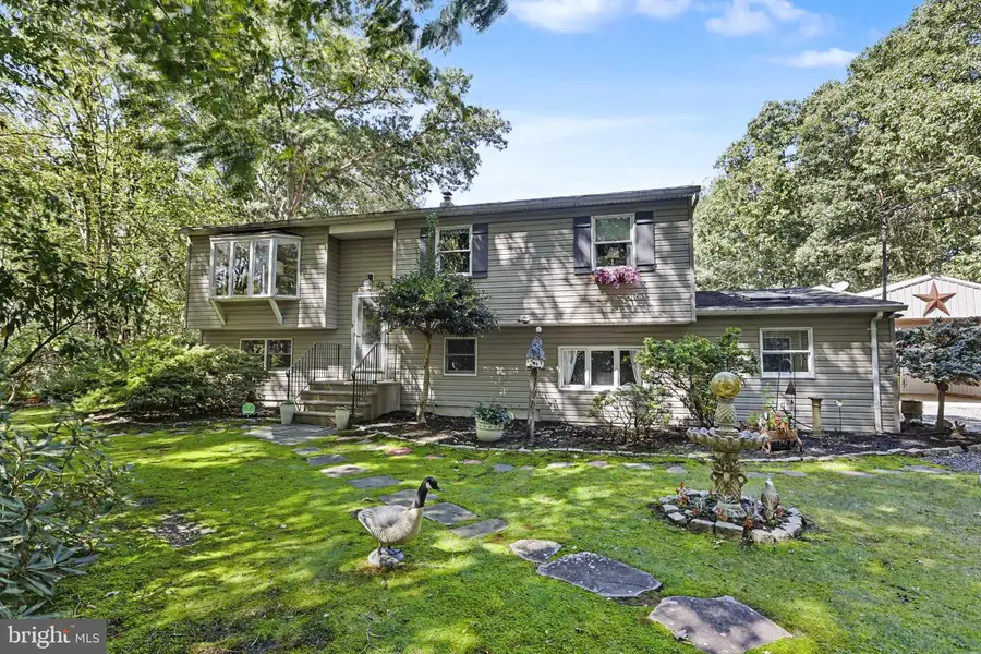 347 E Millstream Rd, Cream Ridge, NJ 08514 - #3