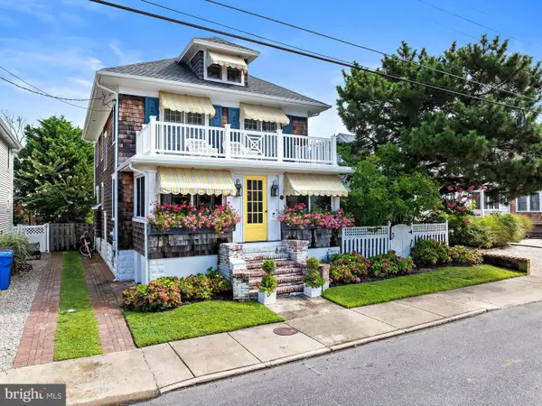 215 Ocean Ave, BEACH HAVEN, NJ 08008