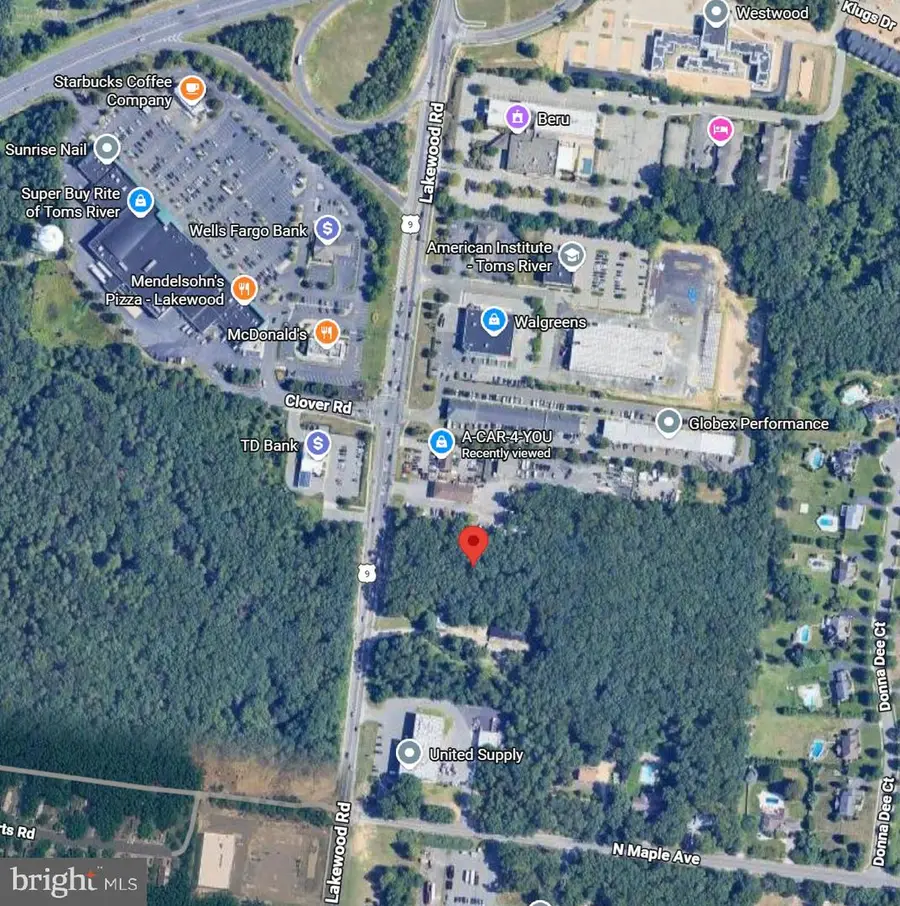 1009 Fleetwood Blvd, Toms River, NJ 08755 - #2
