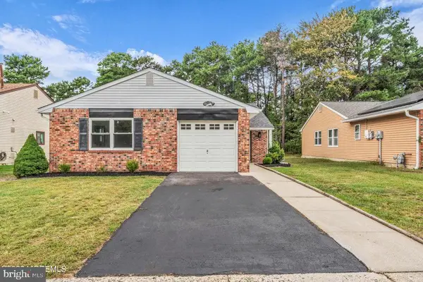 18 Whitecap Way, BRICK, NJ 08723