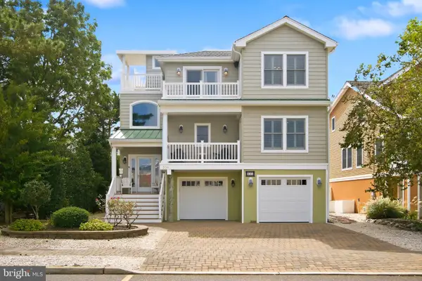 206-a Sixth St, BEACH HAVEN, NJ 08008