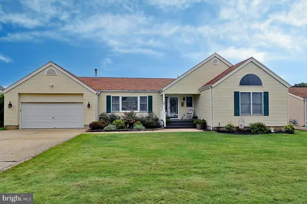 105 Greenwood Ln, FORKED RIVER, NJ 08731