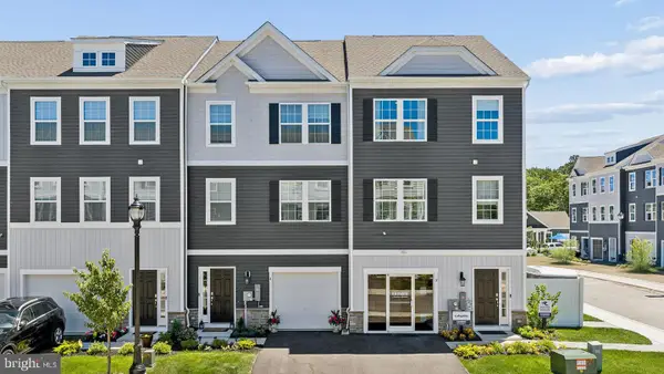 42 Forest Park Dr, WARETOWN, NJ 08758