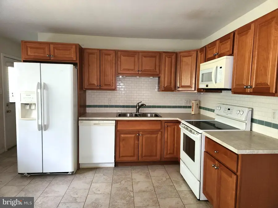 29 Beach Dr, Little Egg Harbor, NJ 08087 - #3