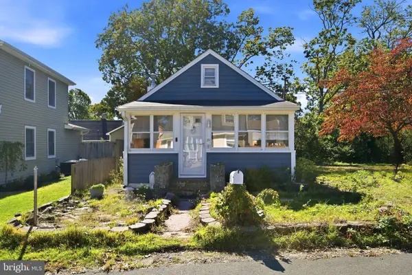 913 Cypress Ave, BRICK, NJ 08723