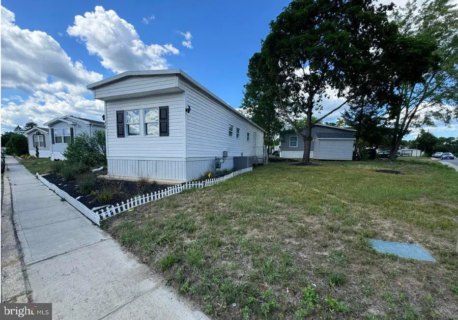 422 4th St, Jackson, NJ 08527 - #2
