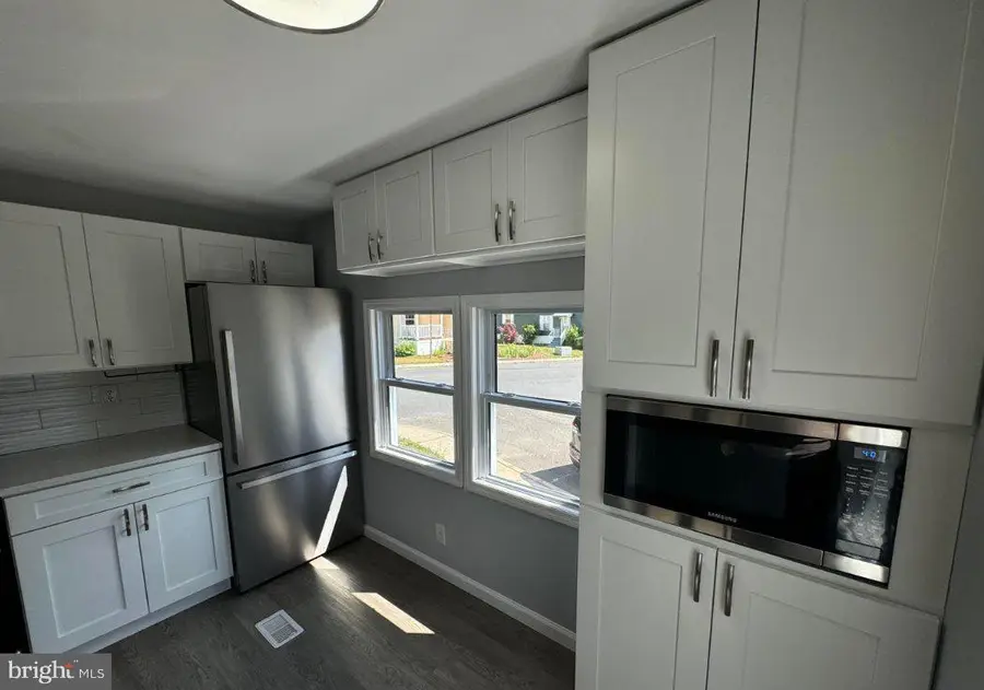 422 4th St, Jackson, NJ 08527 - #3