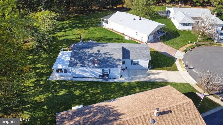 6 Lagos Ct, Toms River, NJ 08757 - #2