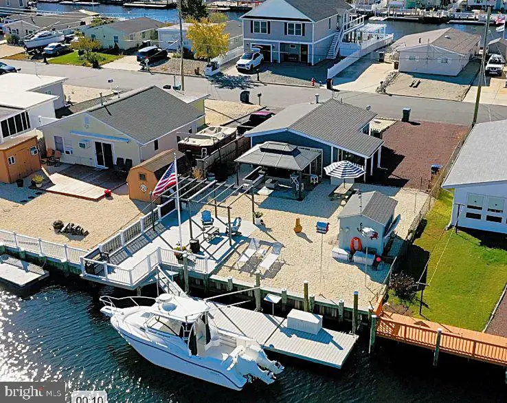 18 W Mohawk Dr, Little Egg Harbor, NJ 08087 - #1