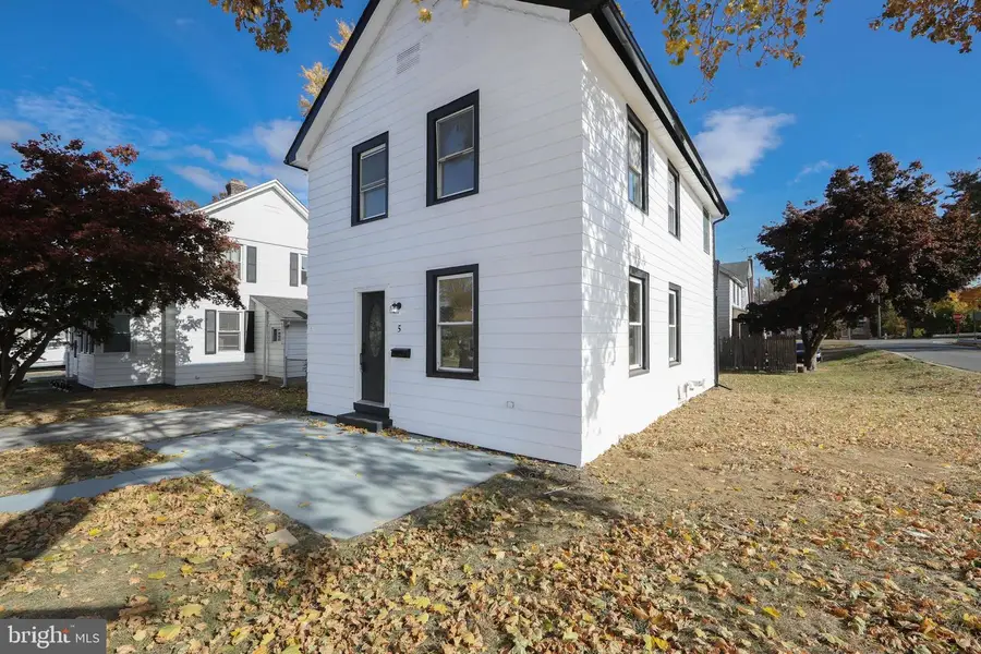 5 Harrison St, Pennsville, NJ 08070 - Image #3