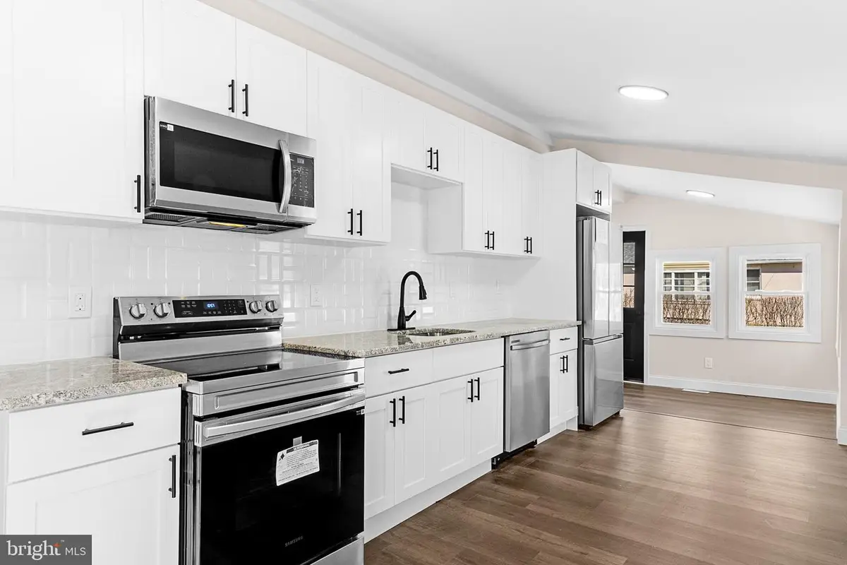 70 Perkintown Rd, Pedricktown, NJ 08067 - Image #1