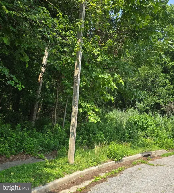 6 E East Ackley Terr, PENNSVILLE, NJ 08070