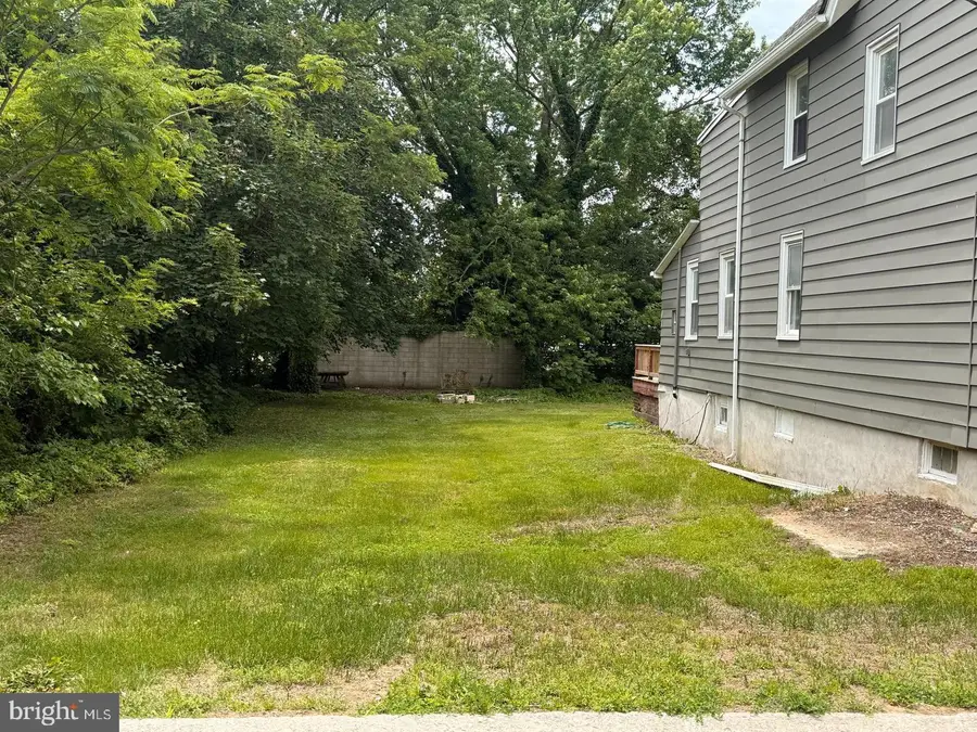 217 Smith St, Salem, NJ 08079 - Image #2