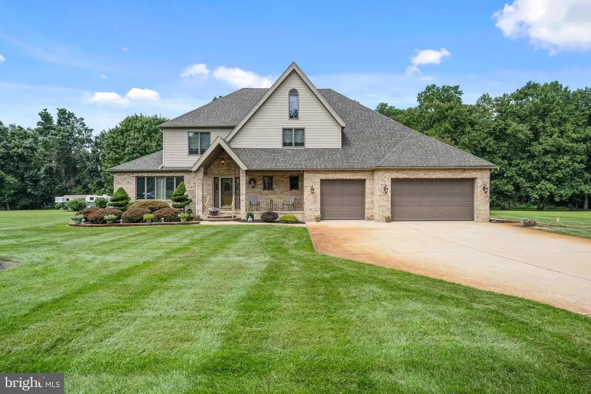 33 Buttonwood Dr, Pilesgrove, NJ 08098 - Image #1