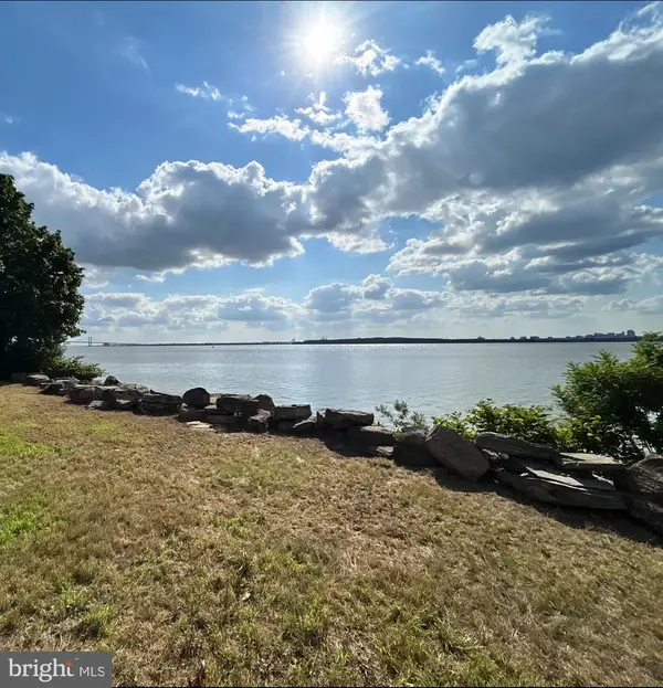 Delaware Drive, PENNS GROVE, NJ 08069