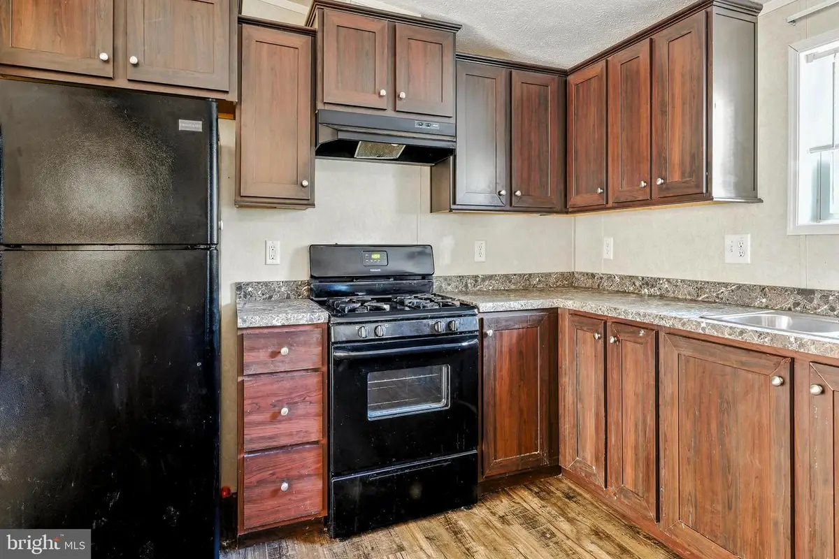 27 Briarwood Ln, Pittsgrove, NJ 08318 - Image #1