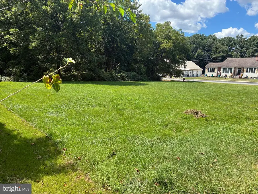 28 Fourth Ave, Carneys Point, NJ 08069 - Image #3