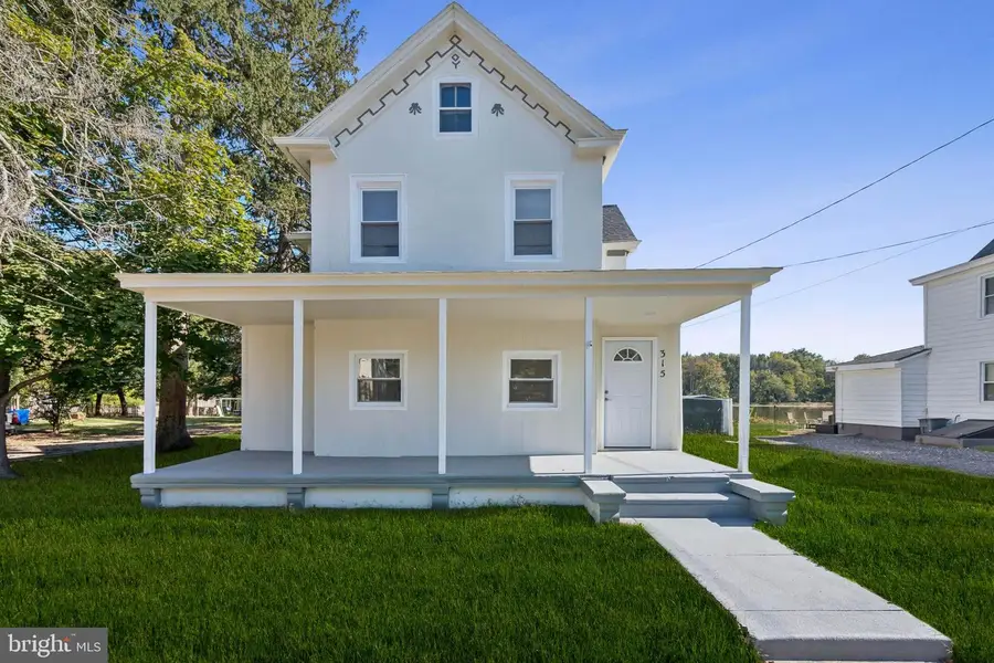 315 S Main St, Elmer, NJ 08318 - Image #2