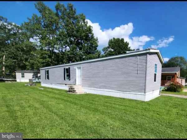 18 Birchwood Dr, PITTSGROVE, NJ 08318