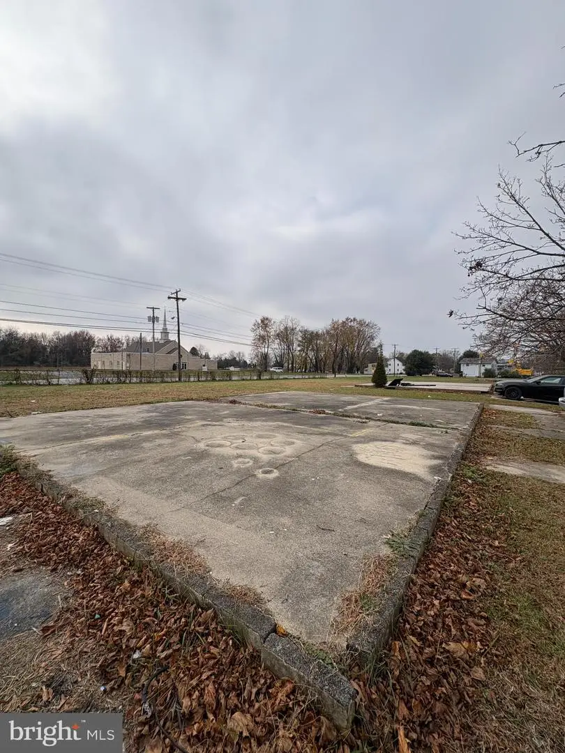 445 Afton Dr, Salem, NJ 08079 - Image #2