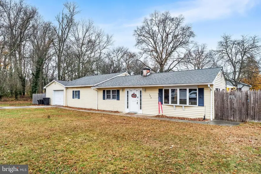145 Lincoln Dr, Pennsville, NJ 08070 - Image #2