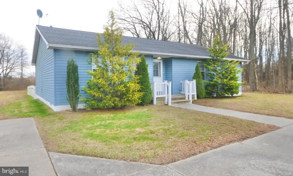 298 N Hook Rd, Pennsville, NJ 08070 - Image #1