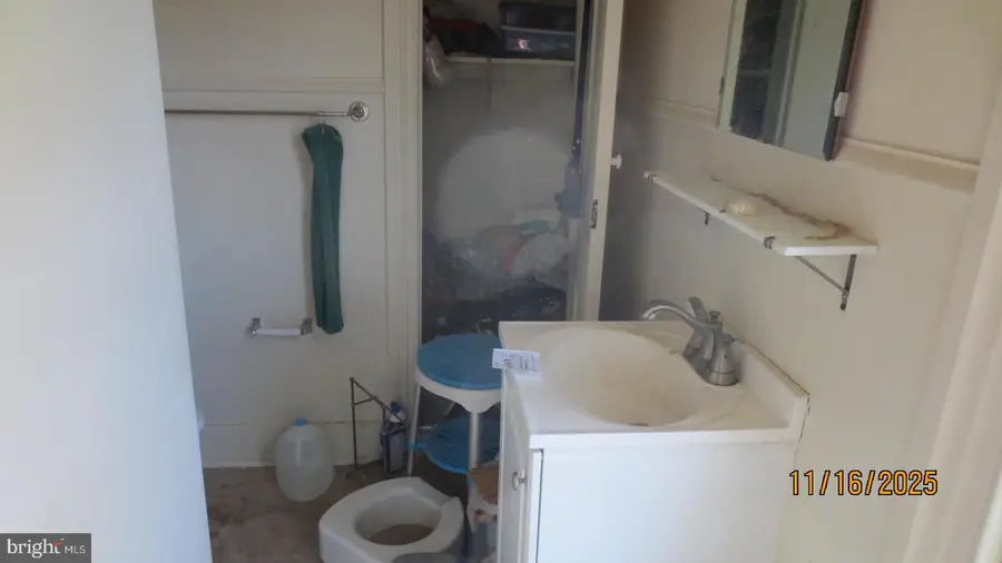 12 Oak St, Salem, NJ 08079 - Image #3