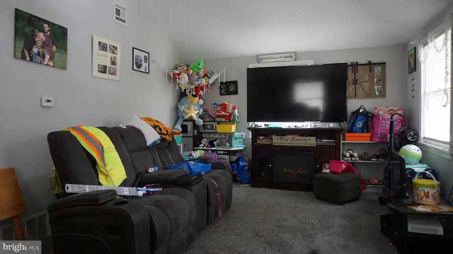 25 Riverview Drive, Salem, NJ 08079 - #2