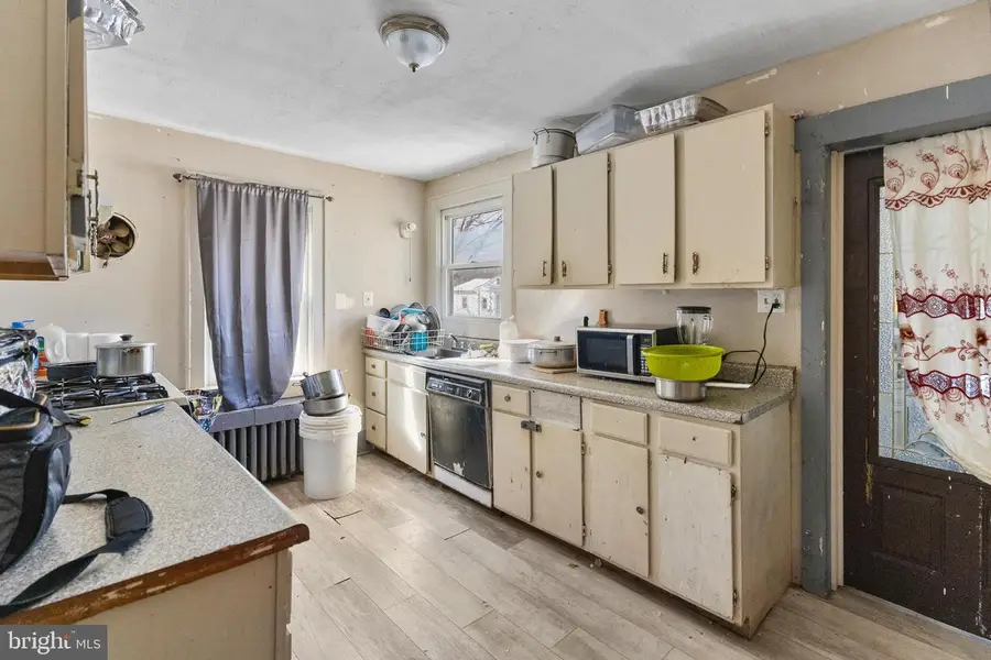 242 N Broad St, Carneys Point, NJ 08069 - Image #3