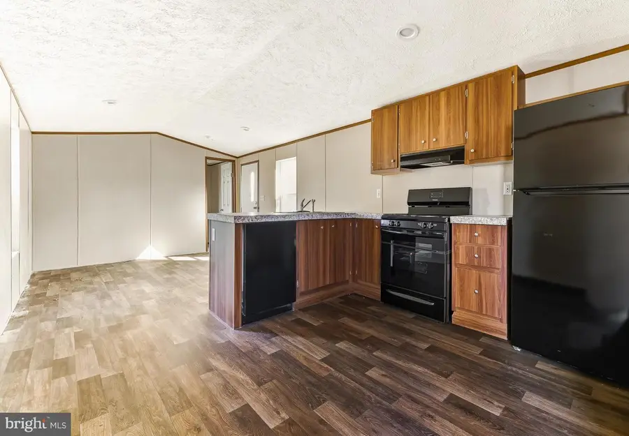 23 Briarwood Ln, Pittsgrove, NJ 08318 - #3